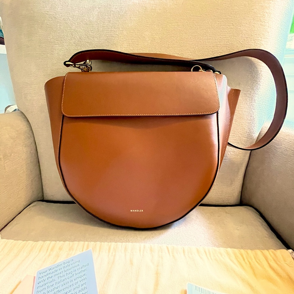 Wandler Medium Hortensia in Tan Leather